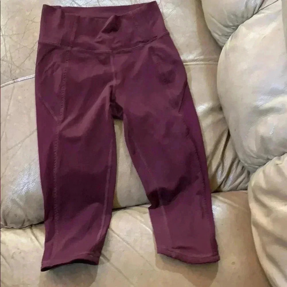 Lululemon 105 f crop - Picture 7 of 13
